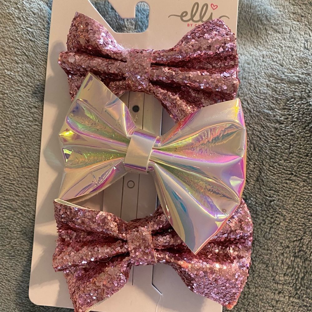 (NWT) Elli brand clip in bows set